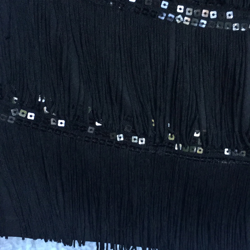 Black tassel and glittery skirt - Picture 2 of 2